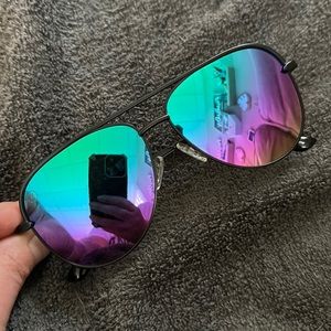 BEAUTIFUL BRAND NEW SUNGLASSES 🖤